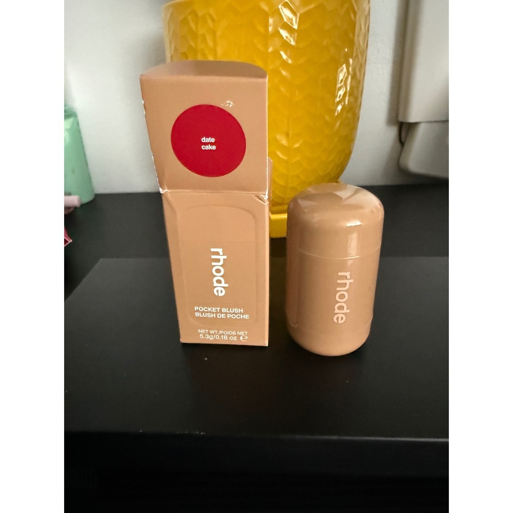 Rhode Pocket Blush Date Cake Cream Blush New in Box